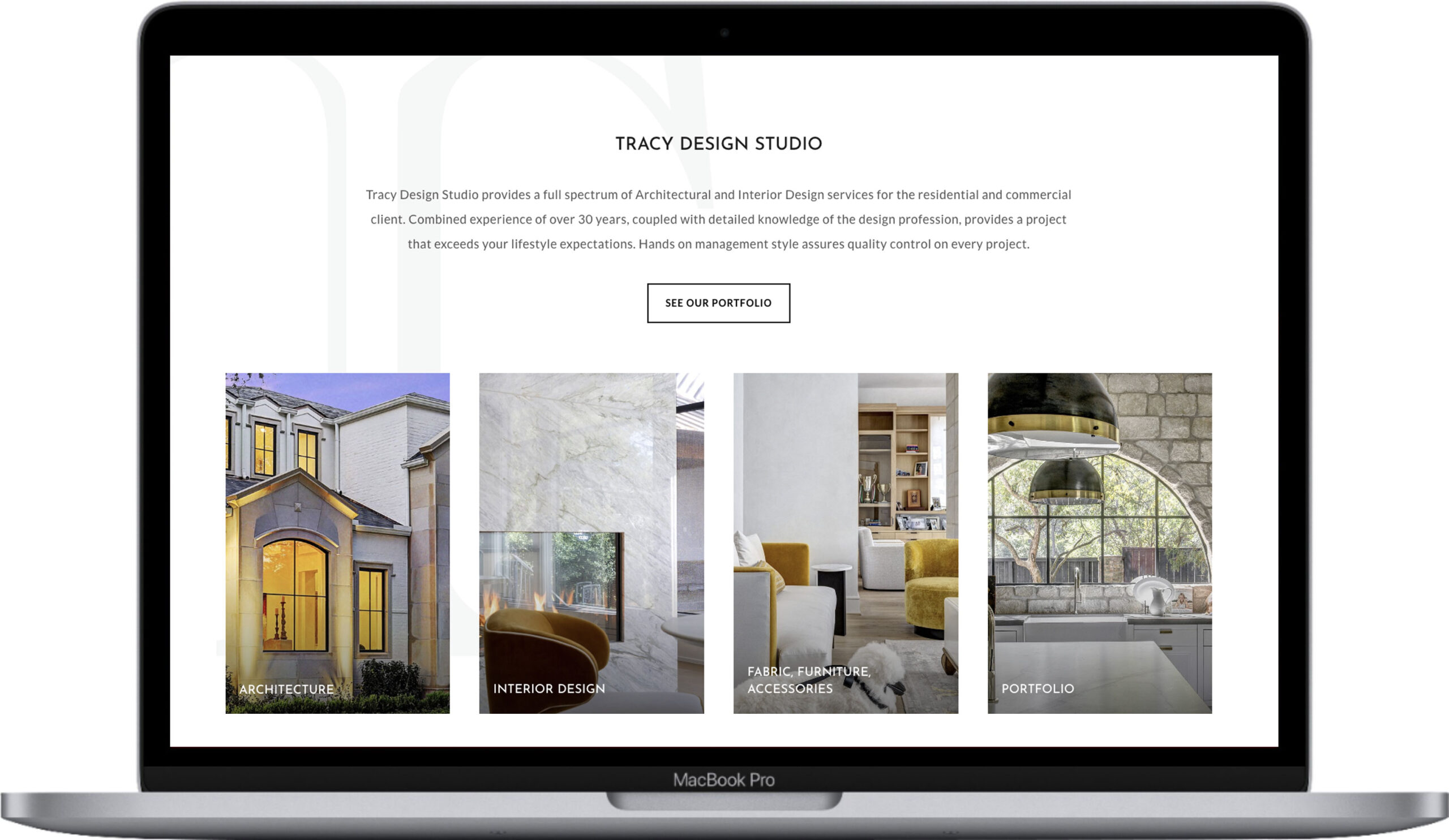 macbook-mockup-tracy